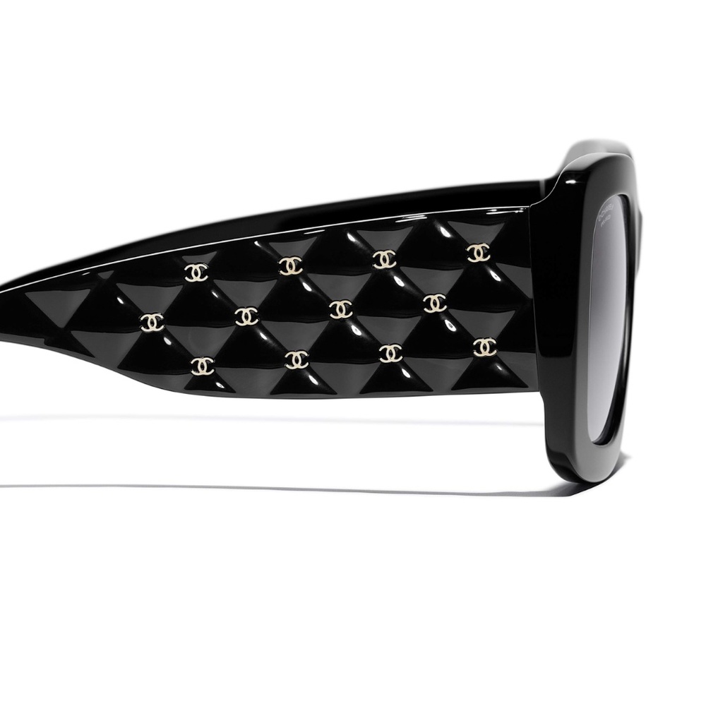 CHANEL Sunglasses